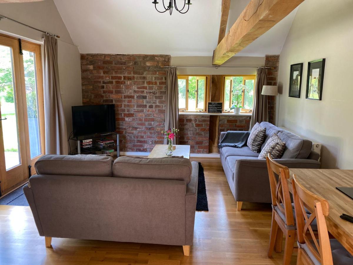 Hidden Cottages Two Lovely 1 Bed Cottages In Peaceful Surroundings, 1 With Log Burner Henley-in-Arden Εξωτερικό φωτογραφία
